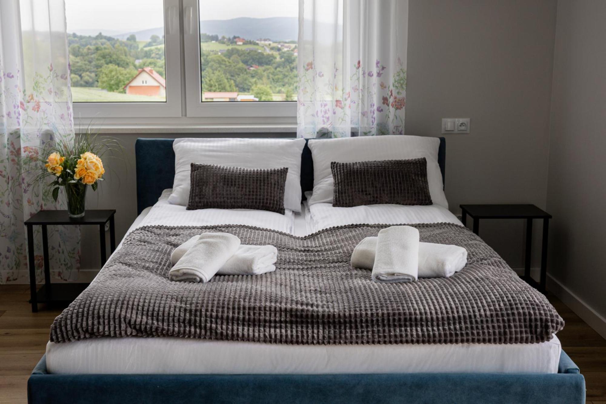 Noclegi Sunny House Witanowice Zewnętrze zdjęcie